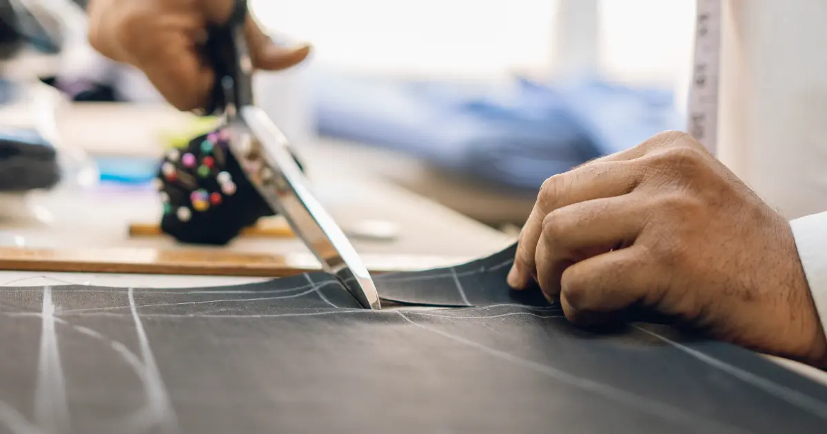 Custom Clothing vs Bespoke Tailoring: Key Differences